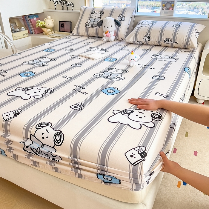 91家纺网 家纺一手货源 找家纺 摩妮卡 2025新款A类裸睡级全棉印花床笠系列 奶狗呼呼