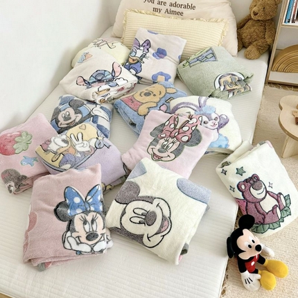 91家纺网 家纺一手货源 找家纺 （总）（买家秀）（爆款花型 长期不断货）正版迪士尼A类牛奶绒毛毯牛奶绒盖毯雪花绒毛毯雪花绒盖毯披肩