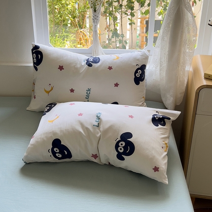 91家纺网 家纺一手货源 找家纺 （总）芷凡家纺 2025新款水洗棉印花纯色格子条纹单枕套