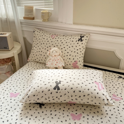 91家纺网 家纺一手货源 找家纺 （总）芷凡家纺 2025新款水洗棉印花纯色格子条纹单枕套