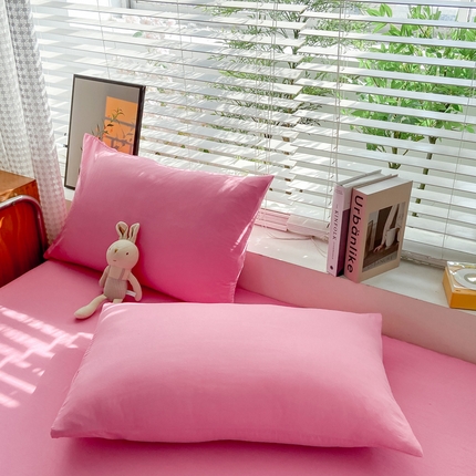 91家纺网 家纺一手货源 找家纺 （总）芷凡家纺 2025新款水洗棉印花纯色格子条纹单枕套