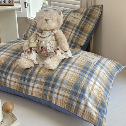 91家纺网 家纺一手货源 找家纺 （总）芷凡家纺 2025新款水洗棉印花纯色格子条纹单枕套