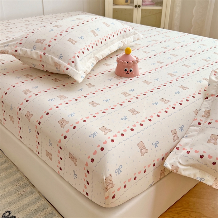 91家纺网 家纺一手货源 找家纺 梦舒羽 2025新款针织棉双层纱双层纱床笠罩全包席梦思床垫保护罩 草莓熊宝