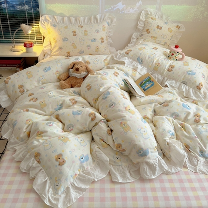 91家纺网 家纺一手货源 找家纺 （总）六巷胡同 2025新款韩式INS减龄花边款全棉卡通四件套第二系