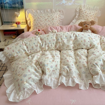 91家纺网 家纺一手货源 找家纺 （总）六巷胡同 2025新款韩式INS减龄花边款全棉卡通四件套第二系