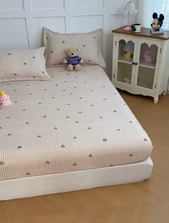 91家纺网 家纺一手货源 找家纺 梦舒羽 2025新款针织棉双层纱枕头套亲肤双人枕套枕芯套枕头内胆套 樱桃小熊