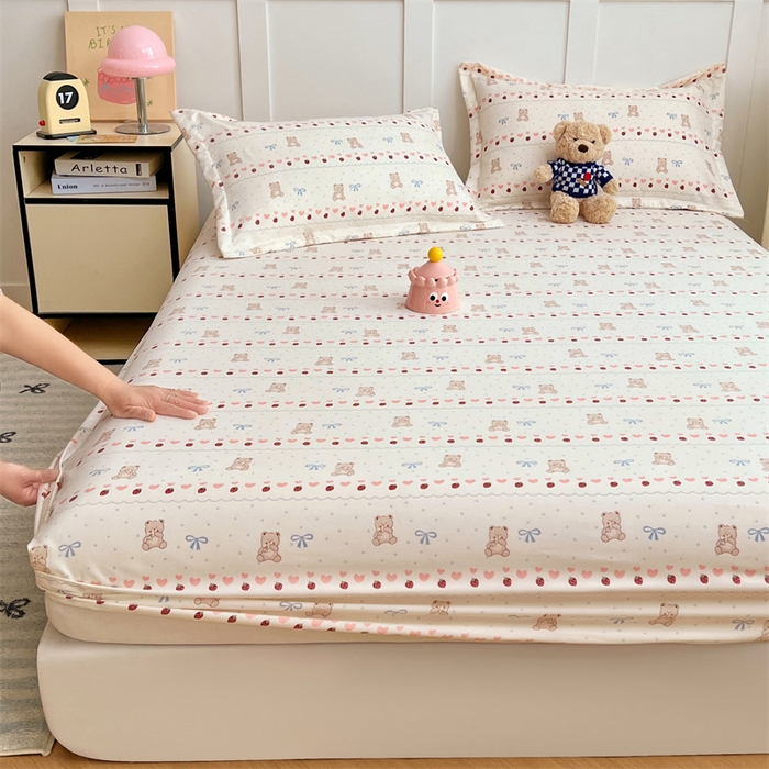 91家纺网 家纺一手货源 找家纺 梦舒羽 2025新款针织棉双层纱双层纱床笠罩全包席梦思床垫保护罩 草莓熊宝