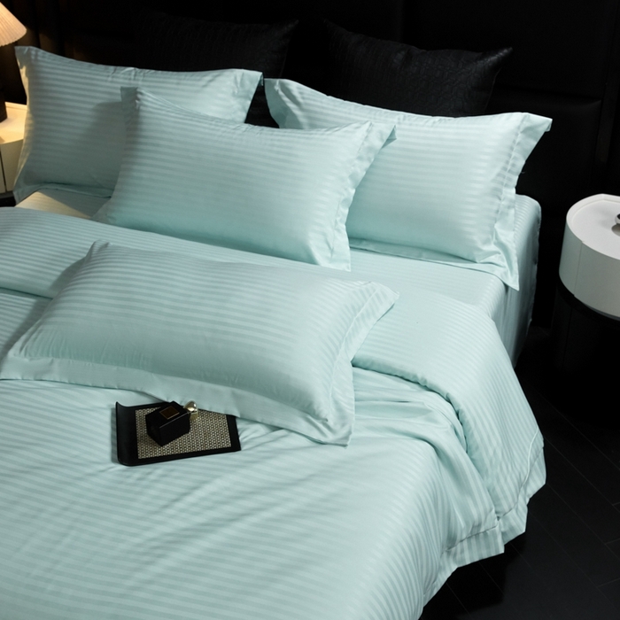 91家纺网 家纺一手货源 找家纺 绒世界 绒世界 2025新款四季款高端贡缎条纹水洗真丝四件套 白茶绿