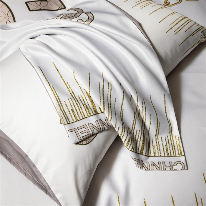 91家纺网 家纺一手货源 找家纺 色鬼布艺 2025新款水洗真丝四件套水洗冰丝数码印花四件套 奢白