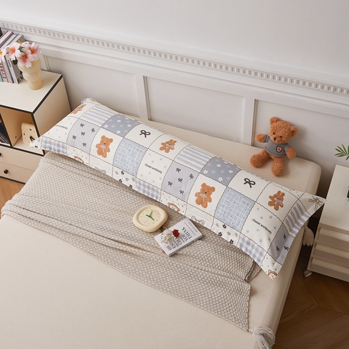 91家纺网 家纺一手货源 找家纺 翎盈家纺 2025新款纯棉小清新双人枕套 布偶小熊