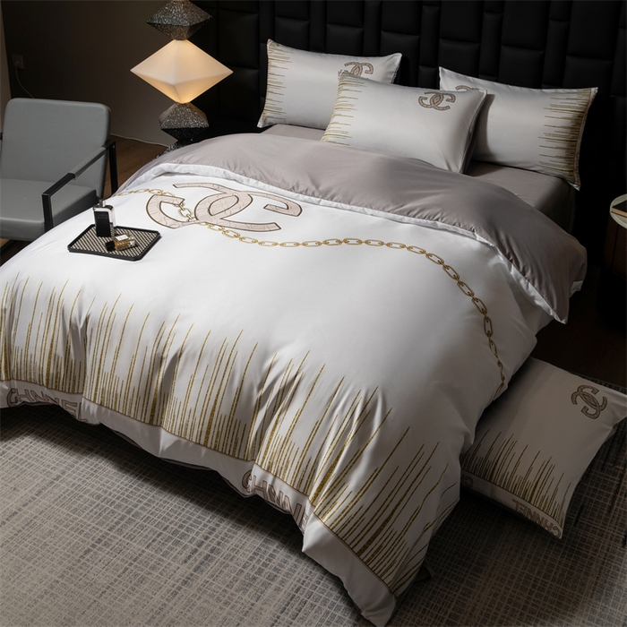 91家纺网 家纺一手货源 找家纺 色鬼布艺 2025新款水洗真丝四件套水洗冰丝数码印花四件套 奢白