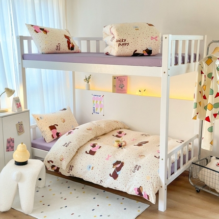 91家纺网 家纺一手货源 找家纺 妖妖家纺2025新款学生宿舍床枕套定位水洗棉三件套四件套 腊肠狗狗