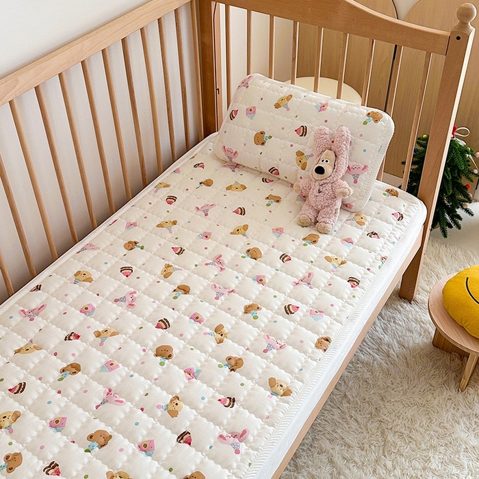 91家纺网 家纺一手货源 找家纺 嗨生活 2025新款7A抗菌全棉双层纱床垫 床褥 幼儿园床垫 儿童床垫 支持定做  欢乐时光