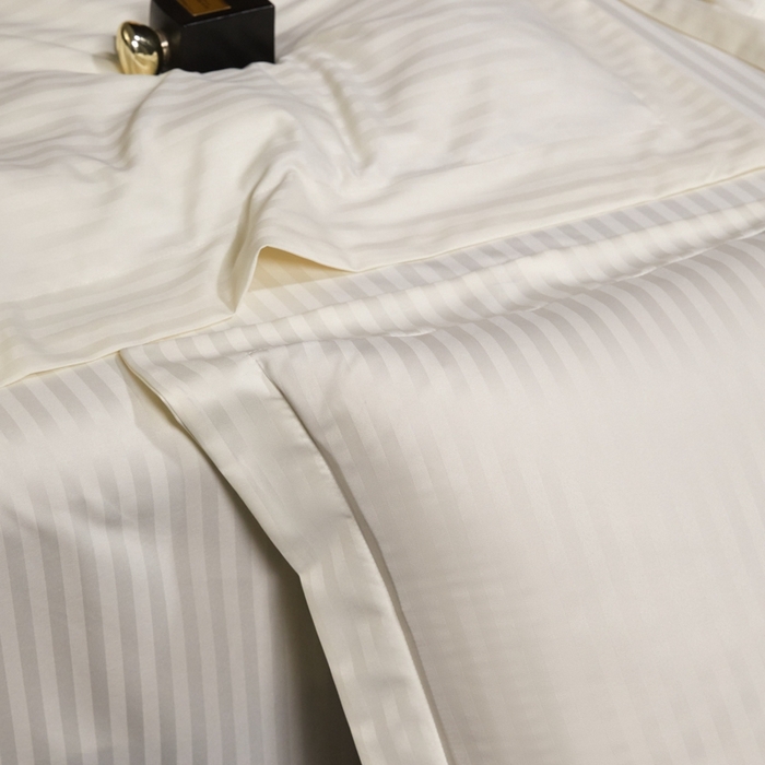 91家纺网 家纺一手货源 找家纺 绒世界 绒世界 2025新款四季款高端贡缎条纹水洗真丝四件套 象牙白