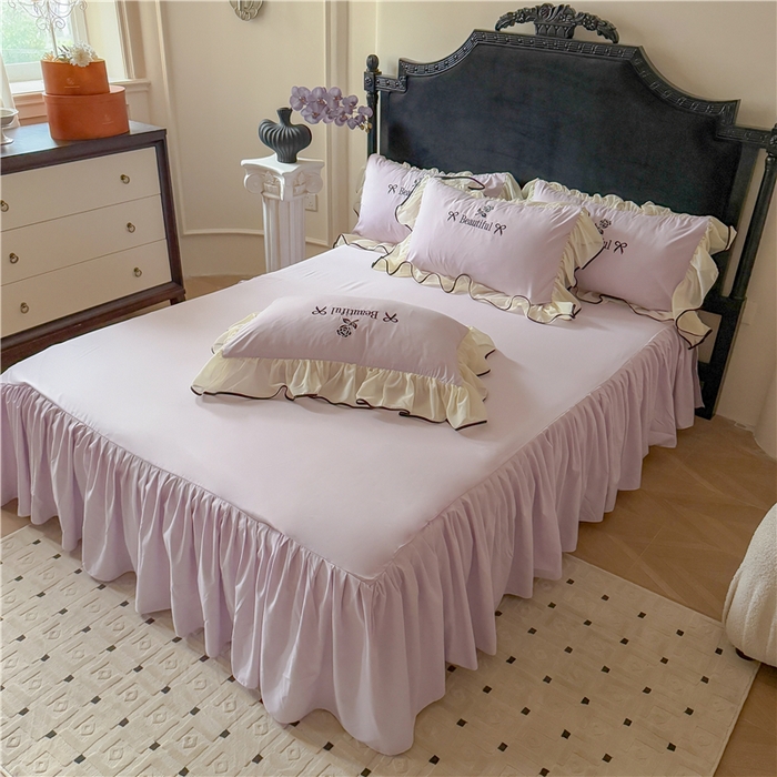 91家纺网 家纺一手货源 找家纺 富盛家纺 2025新款水洗亲肤棉刺绣床裙款四件套公主风四件套 茹意—紫