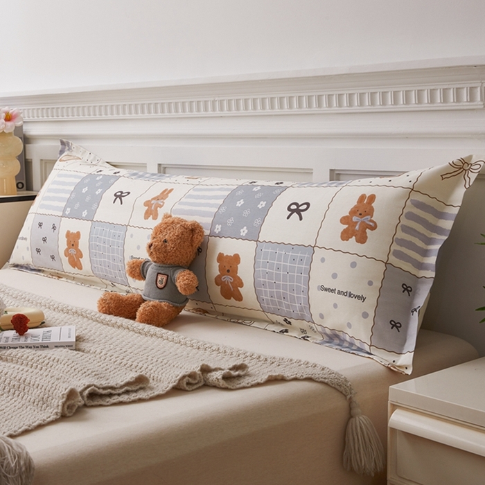 91家纺网 家纺一手货源 找家纺 翎盈家纺 2025新款纯棉小清新双人枕套 布偶小熊