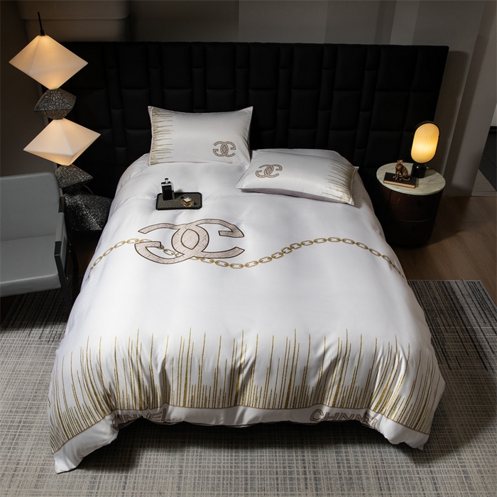 91家纺网 家纺一手货源 找家纺 色鬼布艺 2025新款水洗真丝四件套水洗冰丝数码印花四件套 奢白