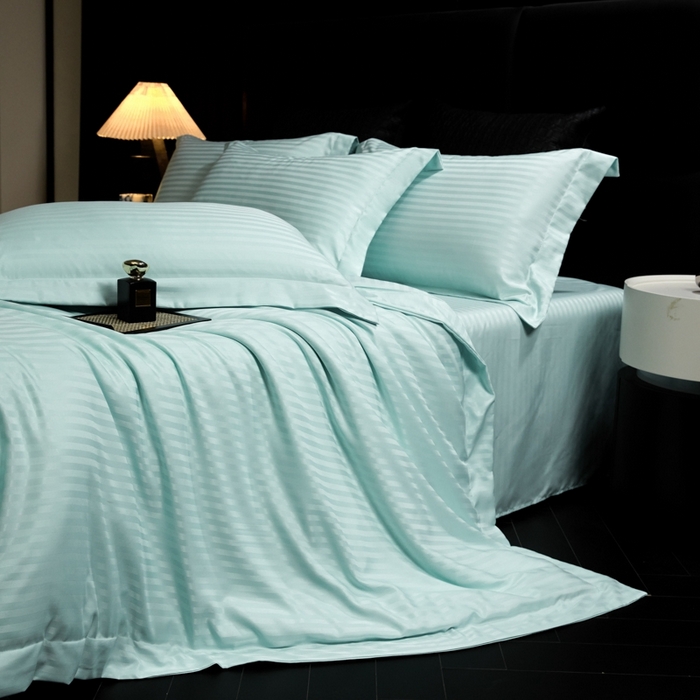 91家纺网 家纺一手货源 找家纺 绒世界 绒世界 2025新款四季款高端贡缎条纹水洗真丝四件套 白茶绿