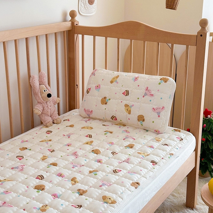 91家纺网 家纺一手货源 找家纺 嗨生活 2025新款7A抗菌全棉双层纱床垫 床褥 幼儿园床垫 儿童床垫 支持定做  欢乐时光