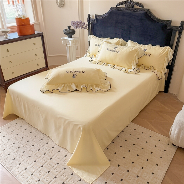 91家纺网 家纺一手货源 找家纺 富盛家纺 2025新款水洗亲肤棉刺绣床裙款四件套公主风四件套 茹意—黄