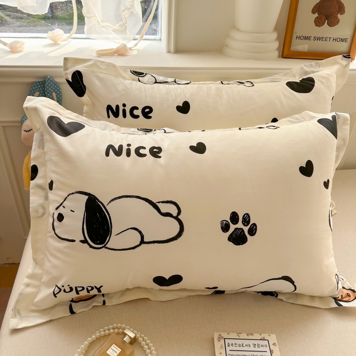 91家纺网 家纺一手货源 找家纺 百寐 2025新款13372全棉信封印花枕套单人 爱心狗