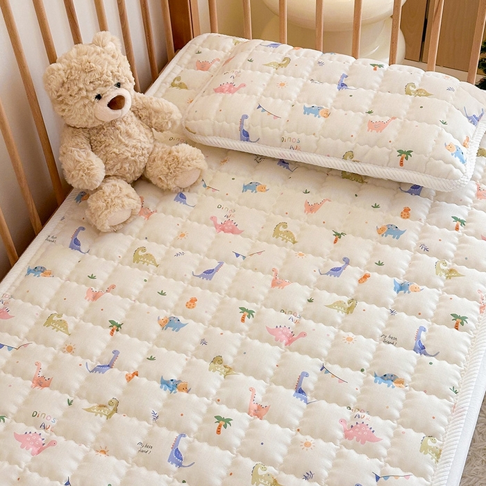 91家纺网 家纺一手货源 找家纺 嗨生活 2025新款7A抗菌全棉双层纱床垫 床褥 幼儿园床垫 儿童床垫 支持定做  恐龙奇趣