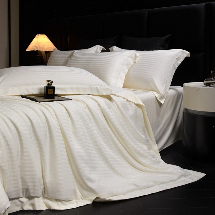 91家纺网 家纺一手货源 找家纺 绒世界 绒世界 2025新款四季款高端贡缎条纹水洗真丝四件套 象牙白