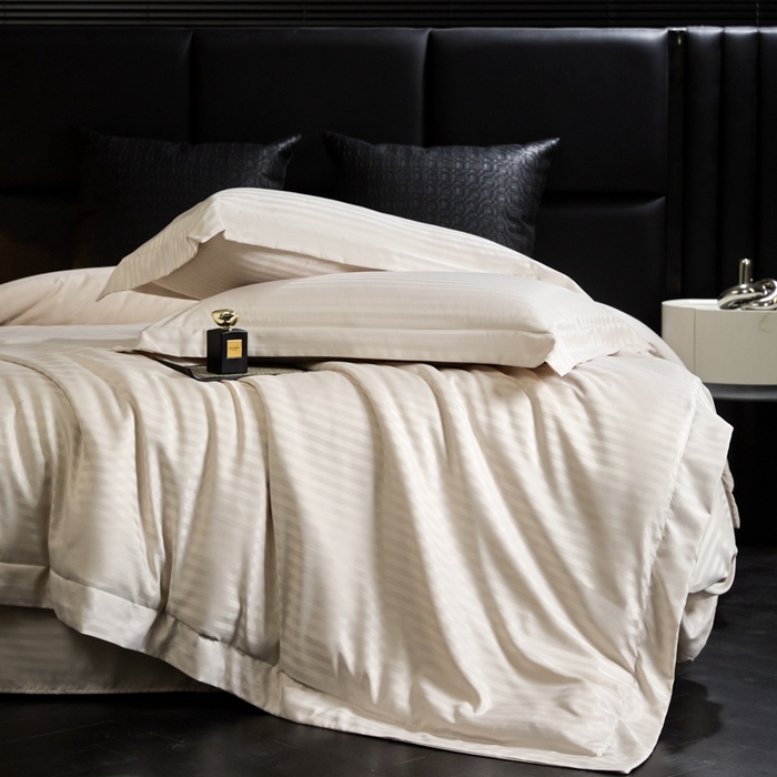 91家纺网 家纺一手货源 找家纺 绒世界 绒世界 2025新款四季款高端贡缎条纹水洗真丝四件套 香槟金