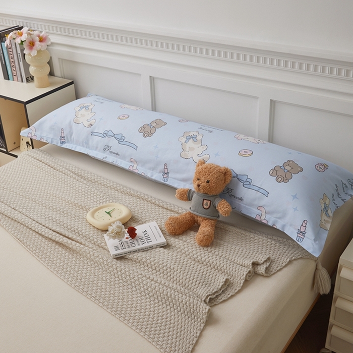 91家纺网 家纺一手货源 找家纺 翎盈家纺 2025新款纯棉小清新双人枕套 奶油阿布-蓝