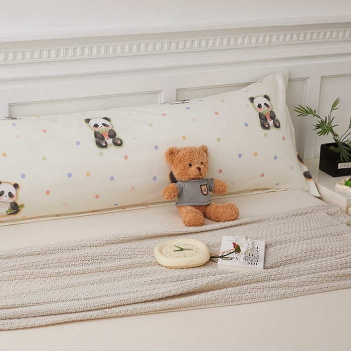 91家纺网 家纺一手货源 找家纺 翎盈家纺 2025新款纯棉小清新双人枕套 布偶熊猫