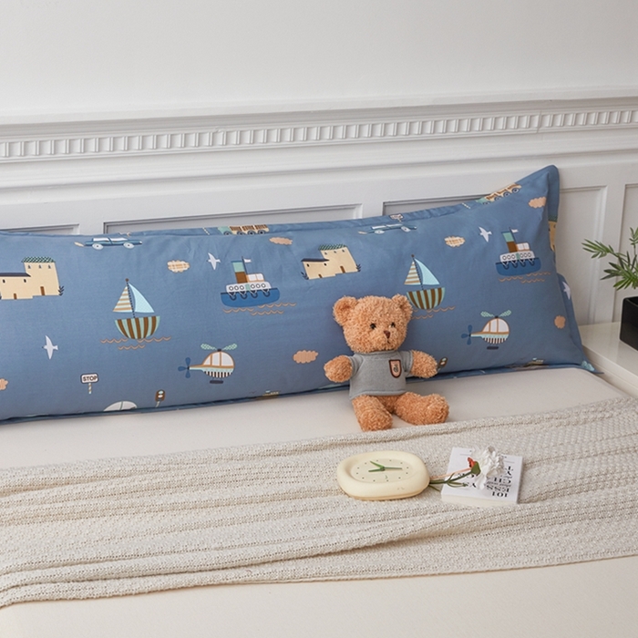 91家纺网 家纺一手货源 找家纺 翎盈家纺 2025新款纯棉小清新双人枕套 玩具乐园-兰