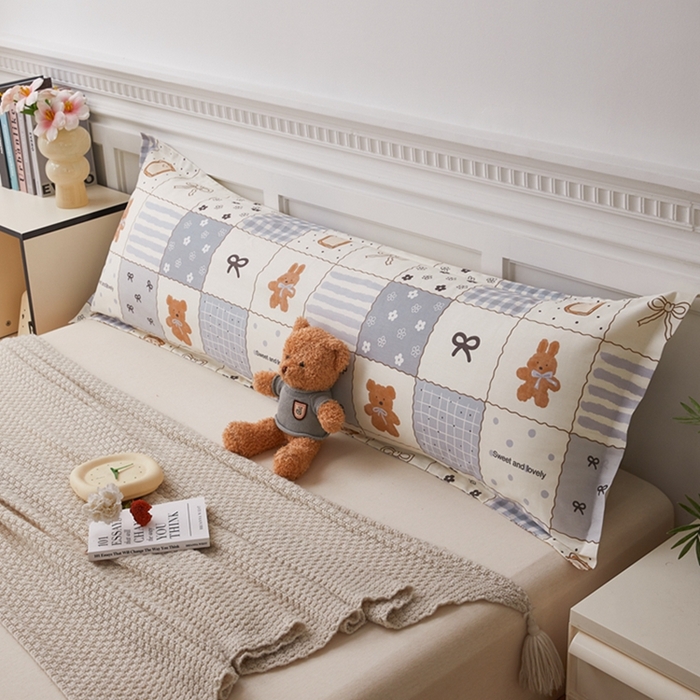 91家纺网 家纺一手货源 找家纺 翎盈家纺 2025新款纯棉小清新双人枕套 布偶小熊