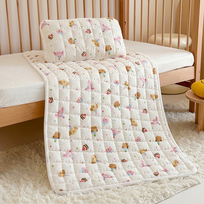 91家纺网 家纺一手货源 找家纺 嗨生活 2025新款7A抗菌全棉双层纱床垫 床褥 幼儿园床垫 儿童床垫 支持定做  欢乐时光