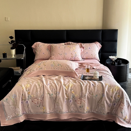 91家纺网 家纺一手货源 找家纺 （总）娇逸家居 2025新款60支兰精天丝夏被数码印花夏被四件套