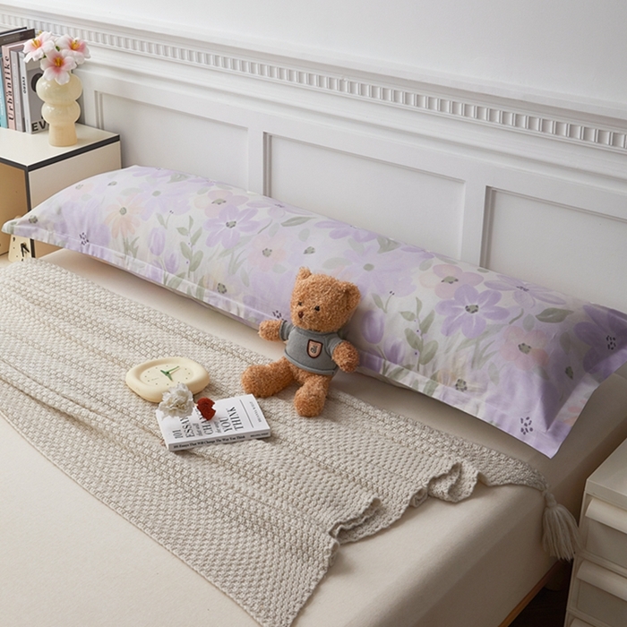 91家纺网 家纺一手货源 找家纺 翎盈家纺 2025新款纯棉小清新双人枕套 微雨山茶