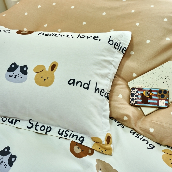 91家纺网 家纺一手货源 找家纺 珂博家纺 2025新款12868全棉纯棉小清新印花四件套 熊乐无限