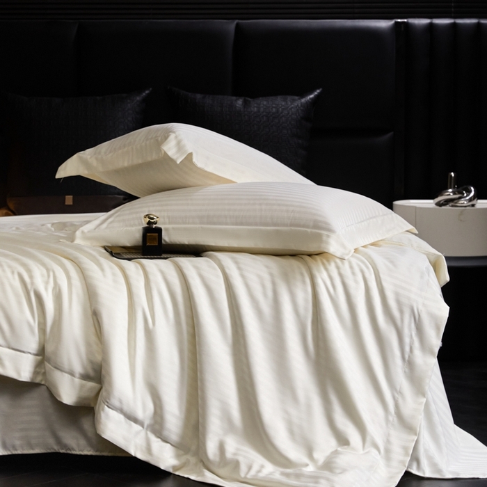 91家纺网 家纺一手货源 找家纺 绒世界 绒世界 2025新款四季款高端贡缎条纹水洗真丝四件套 象牙白