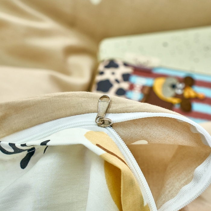 91家纺网 家纺一手货源 找家纺 珂博家纺 2025新款12868全棉纯棉小清新印花四件套 熊乐无限