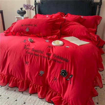 富盛家纺 2025新款水洗亲肤棉刺绣床裙款四件套公主风四件套 茹意—大红