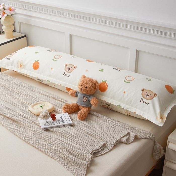 91家纺网 家纺一手货源 找家纺 翎盈家纺 2025新款纯棉小清新双人枕套 熊宝乐园