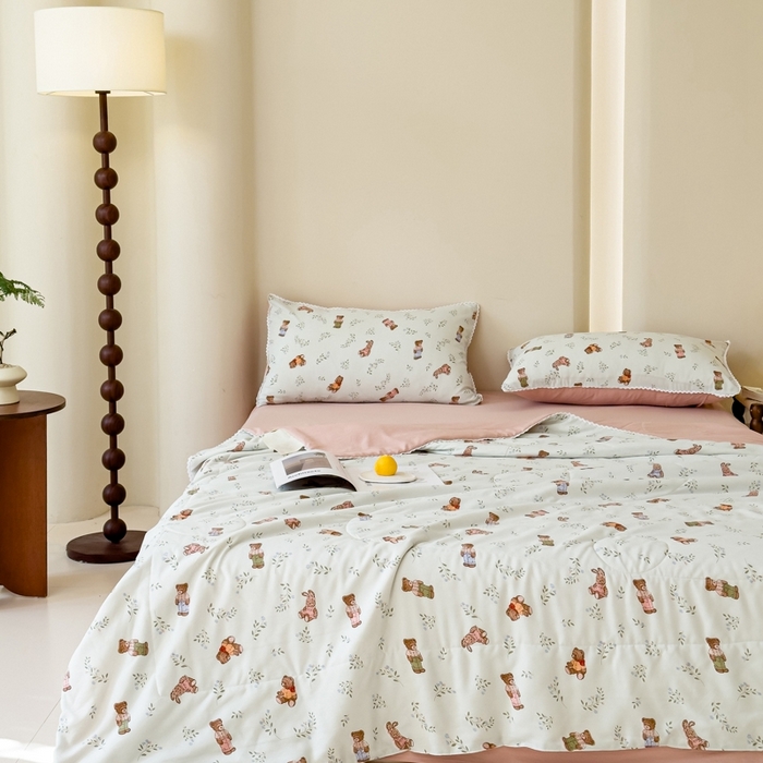 91家纺网 家纺一手货源 找家纺 仁凯家纺 2025新款针织棉双层纱棉花夏凉被【百分百新疆棉花填充包检测（提供买家秀）】 绅士熊