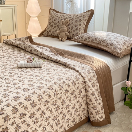 91家纺网 家纺一手货源 找家纺 （总）尊妙被业 2025新款针织棉床盖三件套