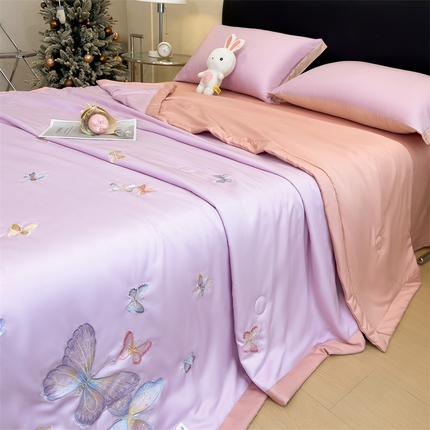 91家纺网 家纺一手货源 找家纺 （总）兄弟坊 2025新款莱赛尔兰精天丝刺绣夏被四件套