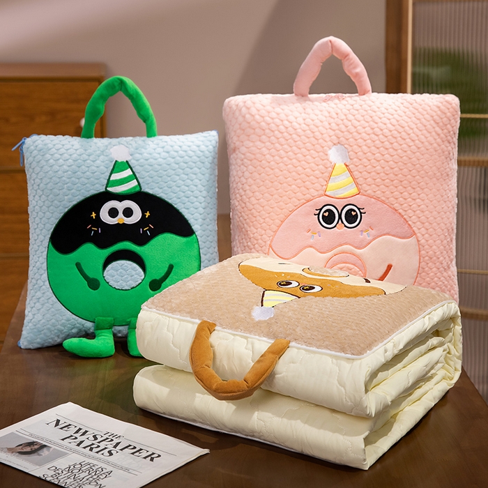 91家纺网 家纺一手货源 找家纺 （总）中华鲟2025新款多功能豆豆绒提花网红抱枕毯卡通立体贴布刺绣抱枕被夏被