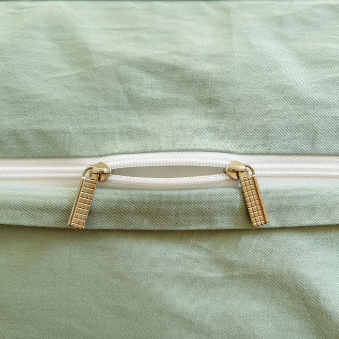 91家纺网 家纺一手货源 找家纺 7V 2025全棉被套133*76纯棉轻奢宽边单被套喷气长绒棉面料 侏罗纪