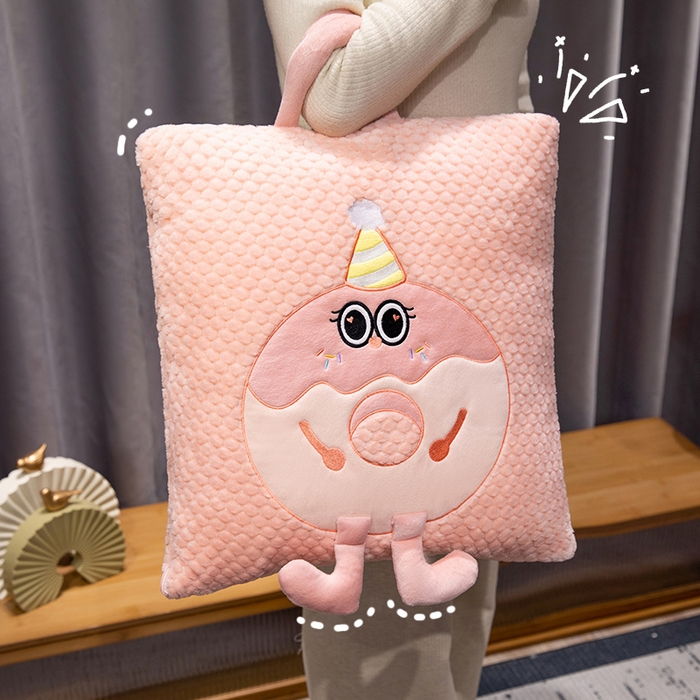 91家纺网 家纺一手货源 找家纺 中华鲟2025新款多功能豆豆绒提花网红抱枕毯卡通立体贴布刺绣抱枕被夏被 甜甜圈夏被-粉