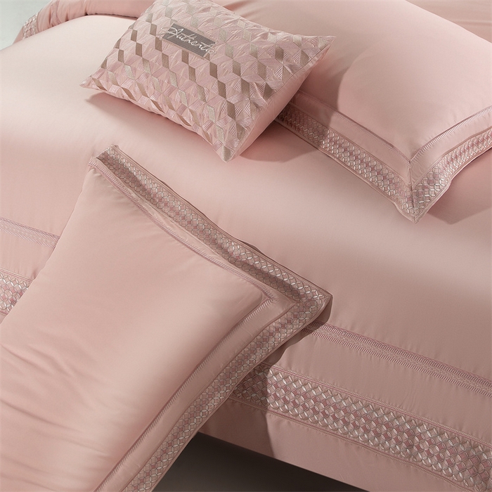 91家纺网 家纺一手货源 找家纺 高大尚婚庆馆 2025春夏新款 长绒棉高端绣花四件套-希尔顿 落樱粉