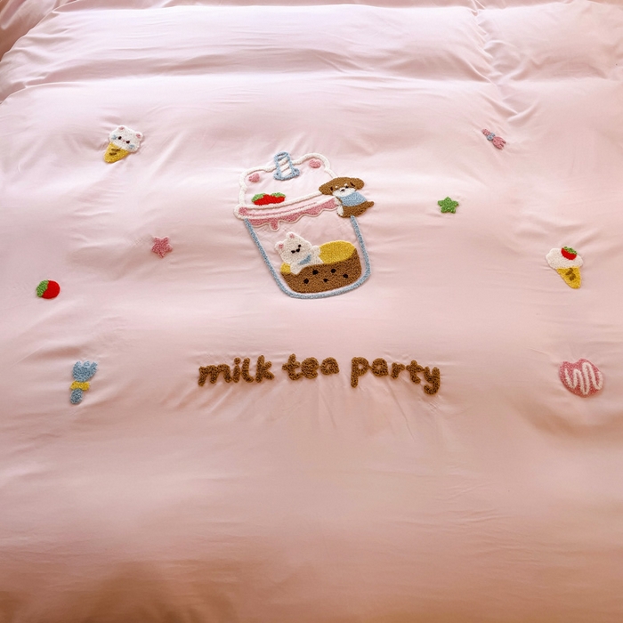 91家纺网 家纺一手货源 找家纺 梦之岛 2025新款ins韩版奶茶风云朵棉可爱毛巾绣四件套 奶茶-粉
