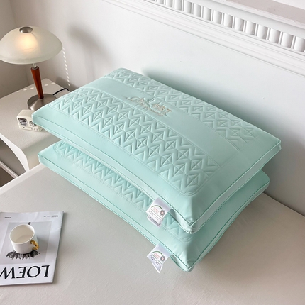 91家纺网 家纺一手货源 找家纺 羽凡居 2025新款小热艾枕头枕头枕芯二 蓝