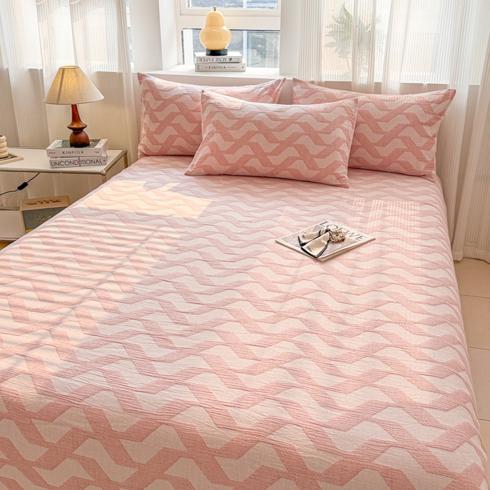 91家纺网 家纺一手货源 找家纺 眠博士2025新款AB版简约时尚A类全棉三层纱系列单床单 三层纱单床单-慕斯-粉